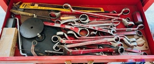 lot 255 image: Misc Wrenches, Hack Saw Blades &amp Other Tools