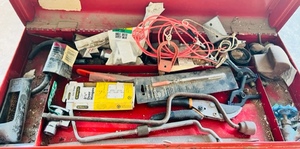 lot 262 image: Misc Tools wVintage Spin Handle Shears, Craftsman Telescoping Pick-Up Tool