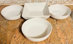 lot 297 image: 4 Better Homes &amp Garden Bowls - Three 8 &nbsp&amp One 9 &nbsp