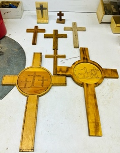 lot 32 image: LOT OF 8 HAND-CRAFTED WOODEN CROSSES 3 to 14.5
