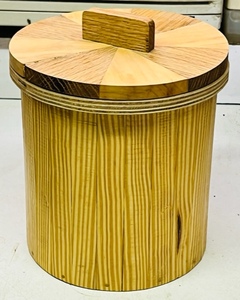 lot 37 image: 8x 8 HAND CRAFTED WOODEN ICE BUCKET
