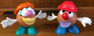 lot 153 image: VINTAGE MR &amp MRS POTATO HEAD
