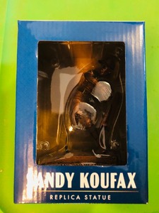 lot 179 image: SANDY KOUFAX REPLICA STATUE