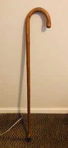 lot 208 image: VINTAGE 36 WALKING CANE