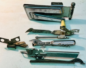 lot 277 image: LOT OF 5 VINTAGE CAN OPENERS