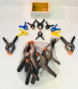 lot 291 image: LOT OF 14 CLAMPS OF VARIOUS SIZES