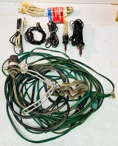 lot 292 image: LOT OF CLAMP-ON LIGHT  EXTENTION CORDS  REPLACEMENT CORDS  &nbspTEST LIGHT &amp SOLDERING IRON