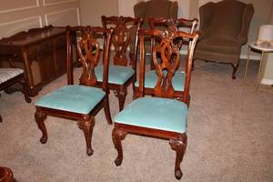 lot 13 image: Set of 4 Dining Chairs with velvet seats, matches Lots 12,14
