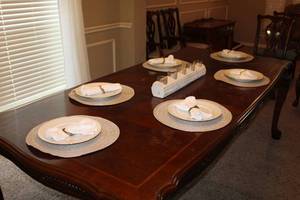 lot 15 image: Set of 6 Place Settings and Candle Centerpiece, Gold and White Colors