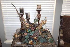 lot 37 image: Home Decorations Floral Arrangement and Set of 3 Pillars Candle Holders