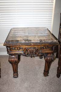 lot 36 image: Casa Mollina 28 Square Marbled top End Table, dark brown finish, has Ashley Furniture tag