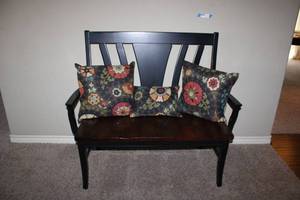 lot 43 image: Wooden Bench Seat and Decorative Pillows, Black and Brown, 39W x 22 D x 34Tall, colors