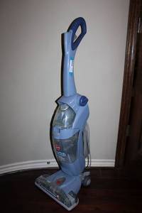 lot 52 image: Hoover Floormate Vacuum, model FH40010B