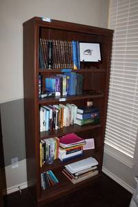 lot 66 image: 6 Shelf Bookshelf, contents not included