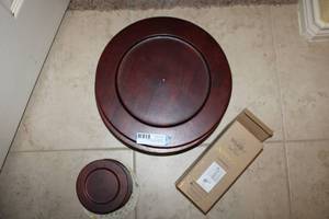 lot 18 image: Wooden Chargers and Coasters from Pier 1 Plus Willow Tree Figurine Sanctuary