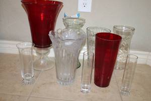 lot 24 image: Variety of Red and Crystal Glass Vases