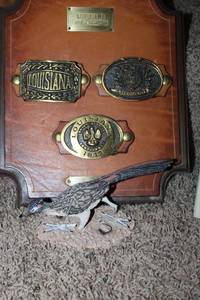 lot 165 image: Louisiana Buckle Collection Plaque with Leather Mat & Road Runner figurine