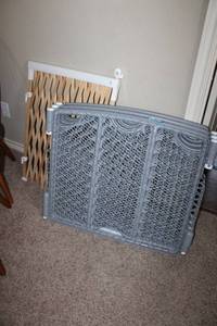 lot 149 image: Door Gate and Standing Play Pen