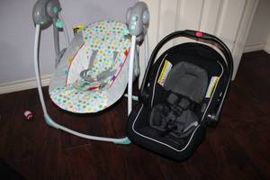 lot 173 image: Graco Baby Seat Model 2024259, and Baby Lounger (works w lot 114)(UseResponsibility is sole discretion of Buyer)