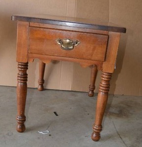 lot 71 image: Maple Mid-Century End Table marked Young Republic