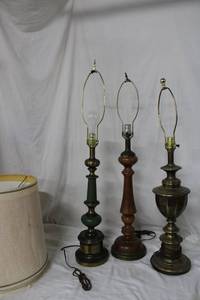 lot 109 image: Vintage Mid-Century Table Lamps, 2 have Wood Bodies