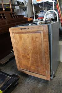 lot 121 image: Miele Wood Front Dishwasher, Model G 2180 VI
