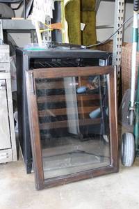 lot 126 image: U-Line Built-In Wine Frig, 24W x 22D x 34.5