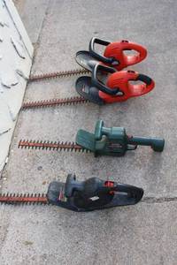 lot 136 image: 4 Black&Decker Hedge Trimmers