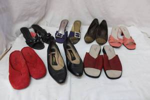 lot 161 image: Womens Shoes Size 10 Including Dockers, Easy Spirit, Dexflex, Cole Haan and More