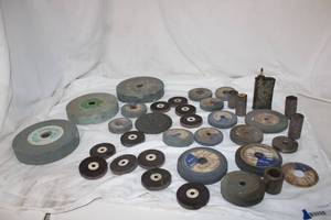 lot 194 image: Sanding StonesDiscs in Various Sizes