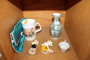 lot 78 image: Japan Figurines and Asian Style Pieces as shown