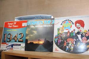 lot 75 image: LPs Album Collection, see pictures