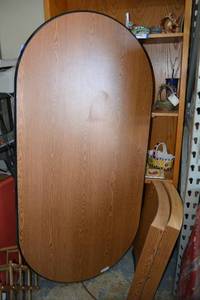 lot 152 image: Oval Laminate Top Table