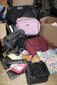 lot 121 image: Wallets and Bags