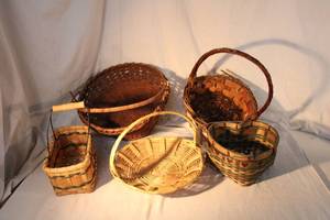 lot 137 image: Decorative Baskets