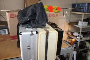 lot 149 image: Small Suitcases and Briefcase