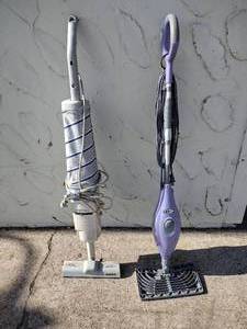 lot 220 image: Shark Steam Mop and Hoover Vacuum Model S2095