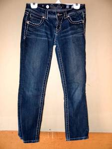 lot 2 image: LIKE NEW - WOMENS MISS ME JEANS - SIZE 28 $$$