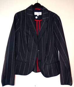 lot 10 image: WOMENS NAVY BLUE WITH WHITE PINSTRIPE BLAZER BY LISA - SIZE 14