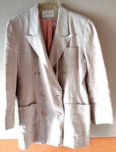 lot 18 image: LORD & TAYLOR WOMENS WHITE DOUBLE BREASTED JACKET - SIZE 10