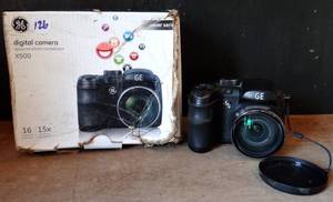 lot 126 image: GE Power Pro X500-BK 16 MP with 15 x Optical Zoom Digital Camera