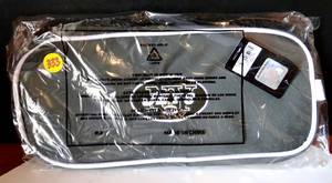 lot 333 image: NEW YORK JETS NFL LICENSED TRAVEL CASE - NIP RETAIL $15.99 (see lot 331 for open design)