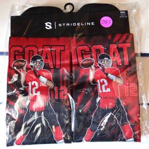 lot 383 image: NIP - TOM THE GOAT BRADY Strideline Crew Socks ML NEW (RETAIL $17.99)