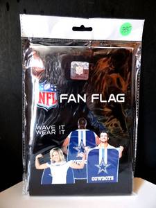 lot 395 image: DALLAS COWBOYS Fan Flag - 31.5 Wide X 47 Long Navy - NIP RETAIL $19.99
