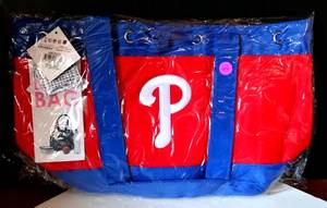 lot 409 image: MLB - PHILADELPHIA PHILLIES Lunch Tote wEmbroidered Logo - NIP (RETAIL $20.99)