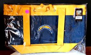 lot 411 image: NFL - SAN DIEGO CHARGERS Lunch Tote wEmbroidered Logo - NIP (RETAIL $20.99)