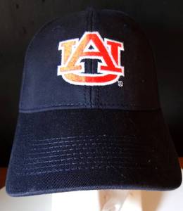 lot 412 image: NCAA OFFICIAL LICENSED - AUBURN TIGERS - NEW W TAGS