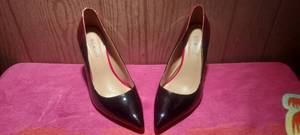 lot 23 image: Wet Kiss size 9.5 pointed toe heels