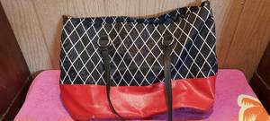 lot 68 image: Womens shoulder bag