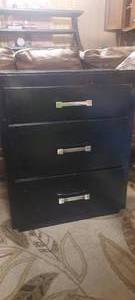 lot 163 image: 30 tall 3 drawer cabinetdresser matches lots 162 & 164